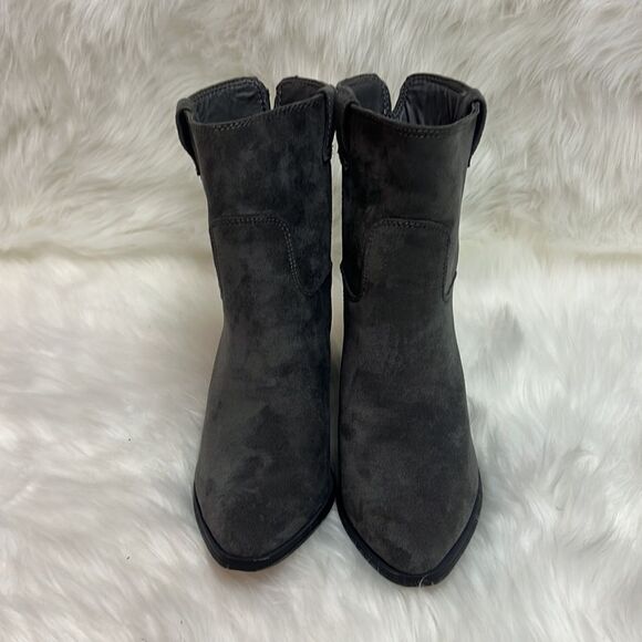 Very G  Rosie Short Cowboy Booties size 7.5 Bin 12 - Picture 4 of 11